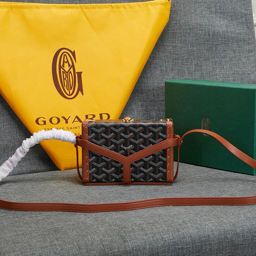 Goyard e2b4e8cf